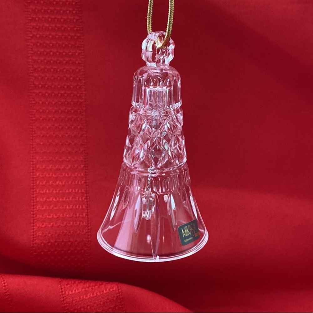 Mikasa Crystal  "Heavenly Music" Colonial Bell Christmas Ornament - Picture 2 of 6